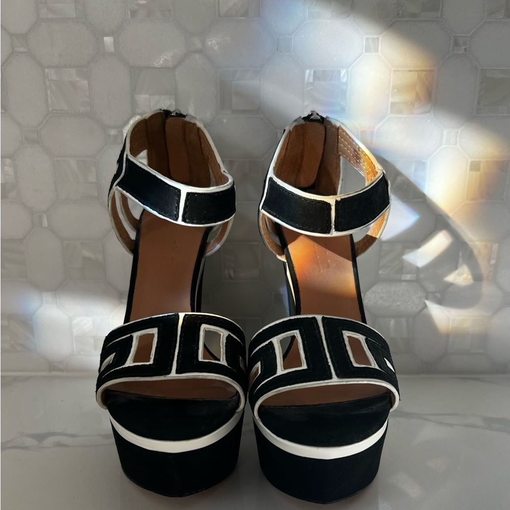 Brand new LAMB wedges. Size 6.5